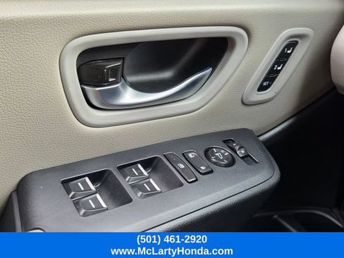 Certified 2025 Honda Pilot Touring image 38
