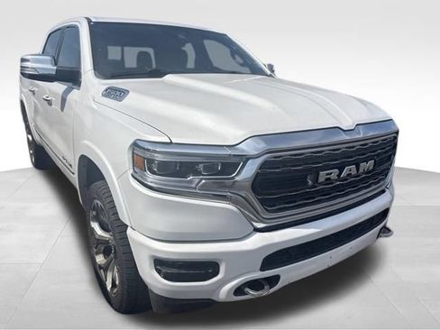 Used 2022 RAM 1500 Limited AWD/4WD image 10