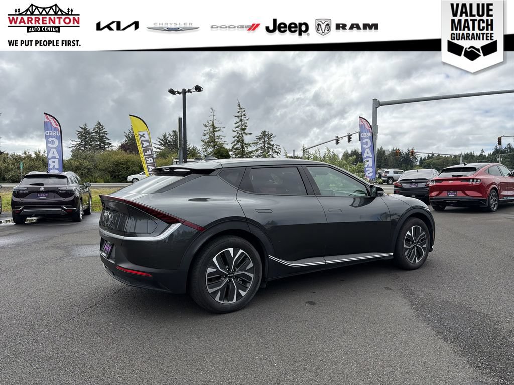 Used 2024 Kia EV6 Light AWD/4WD image 8