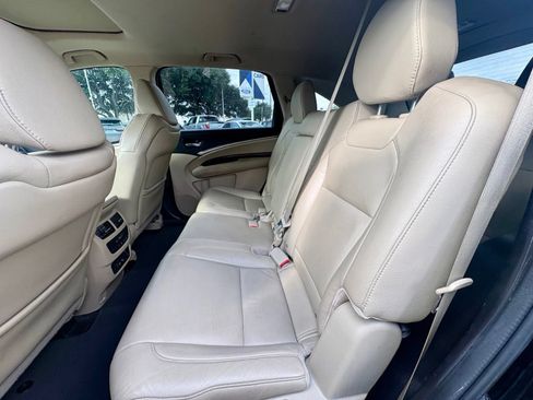 Used 2018 Acura MDX FWD image 11