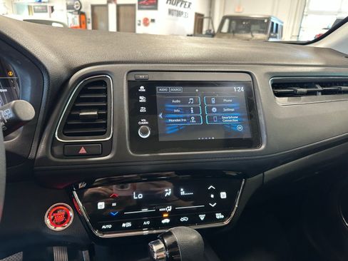 Used 2019 Honda HR-V EX image 24