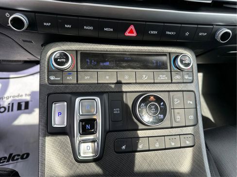 Used 2024 Hyundai Palisade Limited AWD/4WD image 28