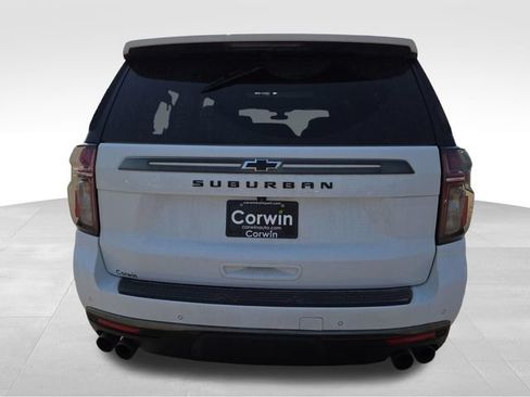 Used 2022 Chevrolet Suburban Z71 w/ Off-Road Capability Package AWD/4WD image 12