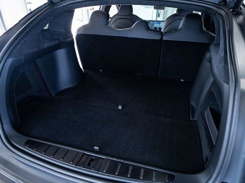 Used 2024 Tesla Model X image 54