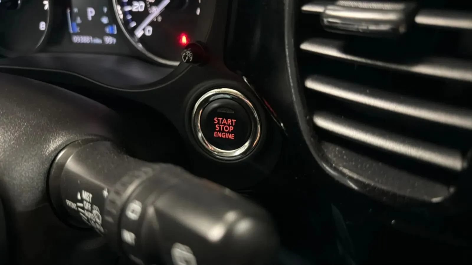 Used 2019 Mitsubishi Outlander SEL AWD/4WD image 15