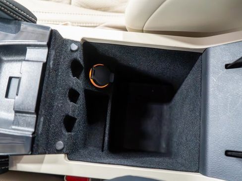 Used 2023 Nissan Maxima Platinum w/ Sport Mat Group image 40