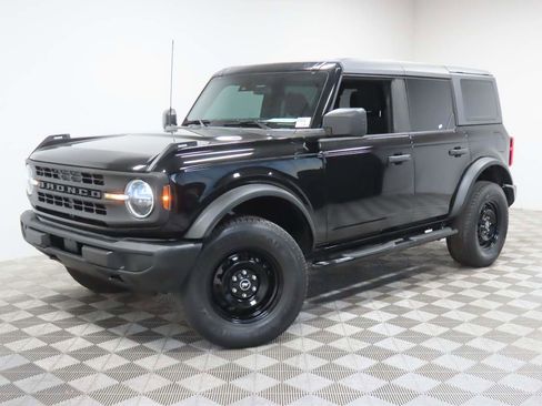 Used 2022 Ford Bronco 4-Door image 1