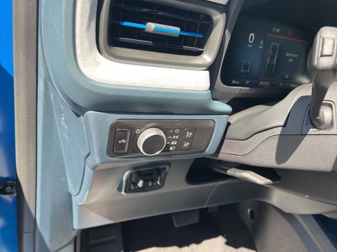 New 2025 Ford Maverick XLT w/ XLT Luxury Package image 12