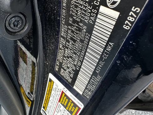 Used 2010 Toyota Camry FWD image 8