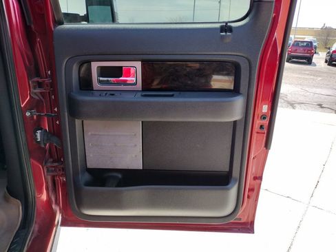 Used 2013 Ford F150 Platinum image 26