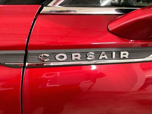 Used 2021 Lincoln Corsair FWD w/ Equipment Group 101A image 10