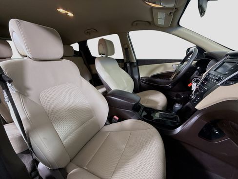 Used 2017 Hyundai Santa Fe Sport image 28