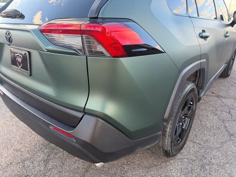 Used 2019 Toyota RAV4 XLE image 17