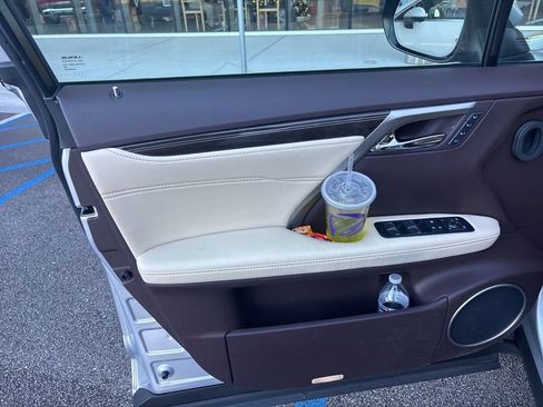 Used 2017 Lexus RX 450h AWD image 13