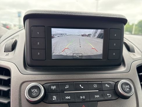 Used 2022 Ford Transit Connect XL image 17