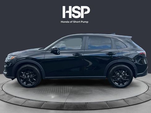 Used 2025 Honda HR-V Sport image 2