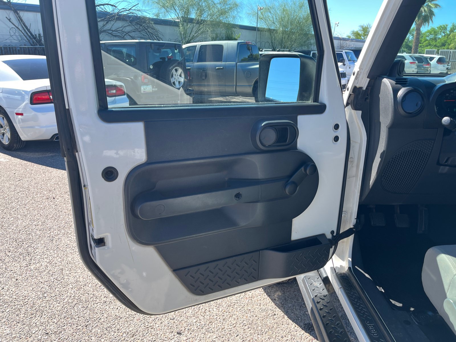 Used 2007 Jeep Wrangler X AWD/4WD image 13