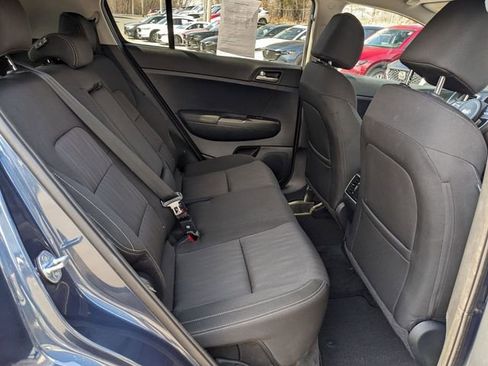 Used 2022 Kia Sportage LX image 25