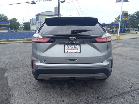 Used 2024 Ford Edge SEL w/ Convenience Package AWD/4WD image 2