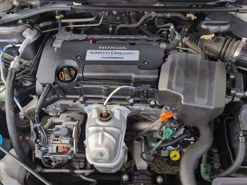 Used 2013 Honda Accord Sport image 22