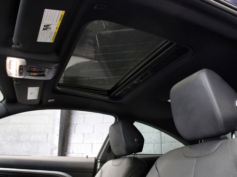 Used 2015 BMW 428i Coupe w/ M Sport image 22