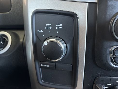 Used 2018 RAM 2500 Big Horn image 18