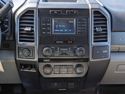 Certified 2018 Ford F250 XLT w/ XLT Value Package AWD/4WD image 21