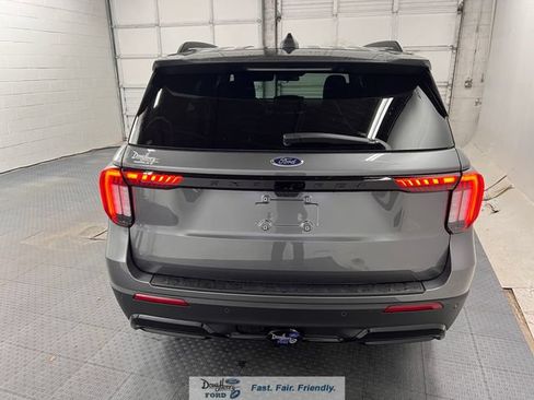 New 2026 Ford Explorer ST-Line RWD image 6