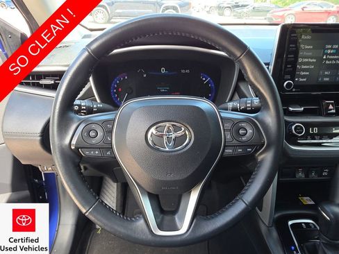Certified 2022 Toyota Corolla Cross XLE w/ Convenience Package image 29