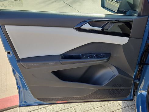 New 2026 Volkswagen Taos S image 12