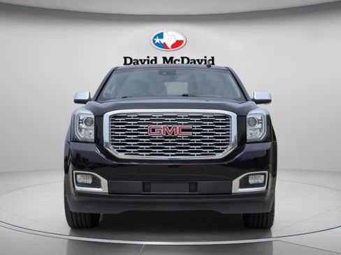 Used 2019 GMC Yukon XL Denali w/ Denali Ultimate Package AWD/4WD image 8
