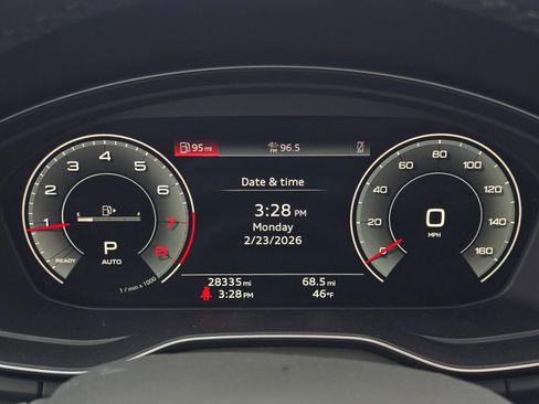 Used 2025 Audi Q5 2.0T Premium image 43