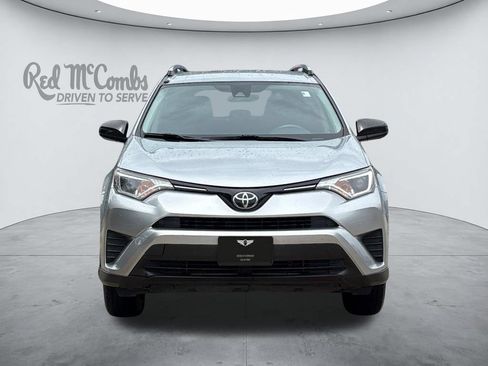 Used 2018 Toyota RAV4 LE FWD image 8