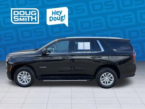 Used 2025 Chevrolet Tahoe LT AWD/4WD image 3
