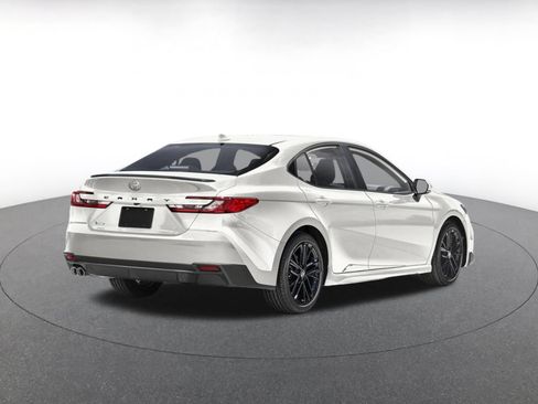 Used 2026 Toyota Camry SE FWD image 2