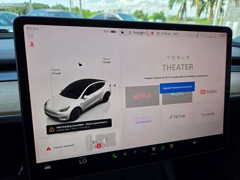 Used 2024 Tesla Model Y Long Range AWD/4WD image 44