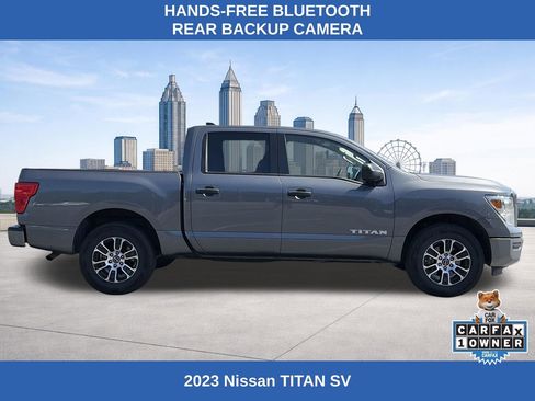 Used 2023 Nissan Titan SV image 5