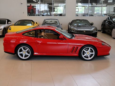 Used 1998 Ferrari 550 Maranello image 26