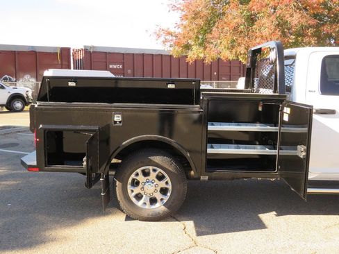 New 2023 RAM 3500 SLT w/ Quick Order Package 2YG SLT image 17