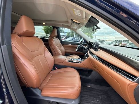 Used 2023 INFINITI QX60 Sensory AWD/4WD image 11