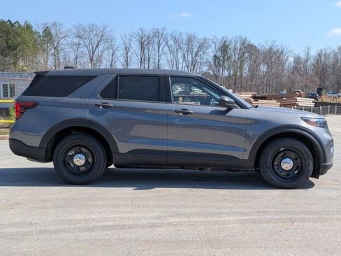 New 2025 Ford Explorer 4WD Police Interceptor image 3