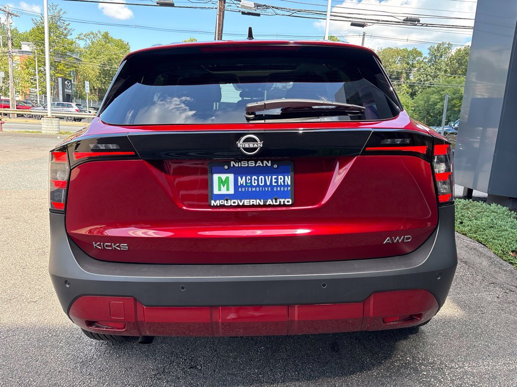 Certified 2026 Nissan Kicks SV w/ SV Premium Package AWD/4WD image 7