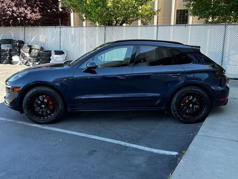Used 2018 Porsche Macan GTS AWD/4WD image 4