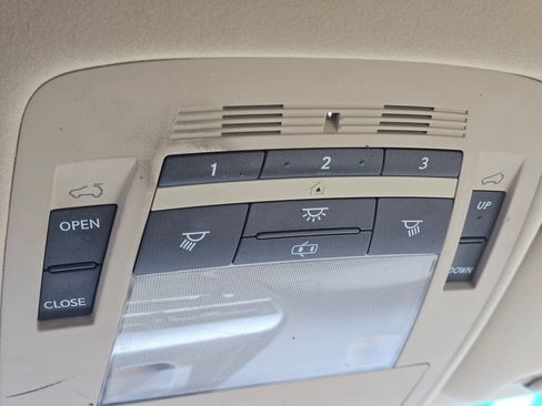 Used 2011 Lexus RX 350 2WD w/ Premium Pkg image 39
