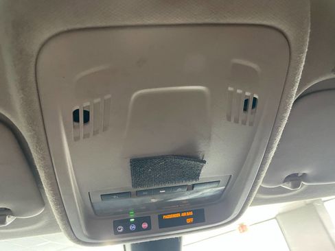 Used 2017 Chevrolet Cruze LT w/ Convenience Package image 34