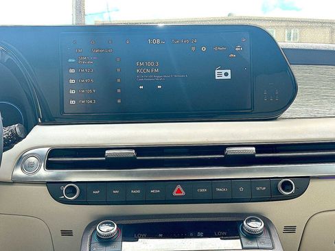 Used 2025 Hyundai Palisade Calligraphy image 4