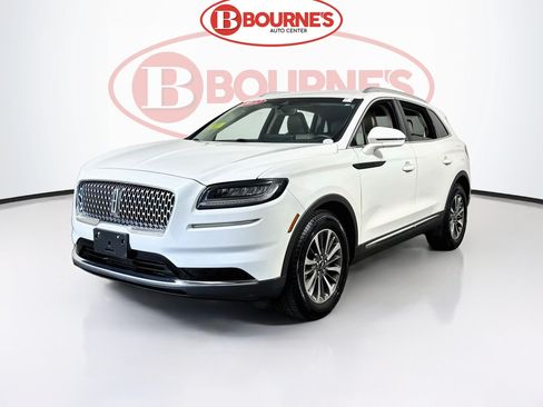 Used 2022 Lincoln Nautilus AWD w/ Premium Package image 6