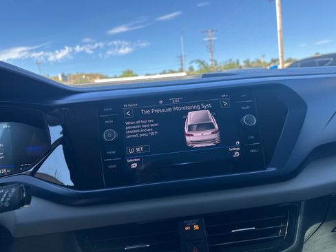 Certified 2023 Volkswagen Taos SE AWD/4WD image 58