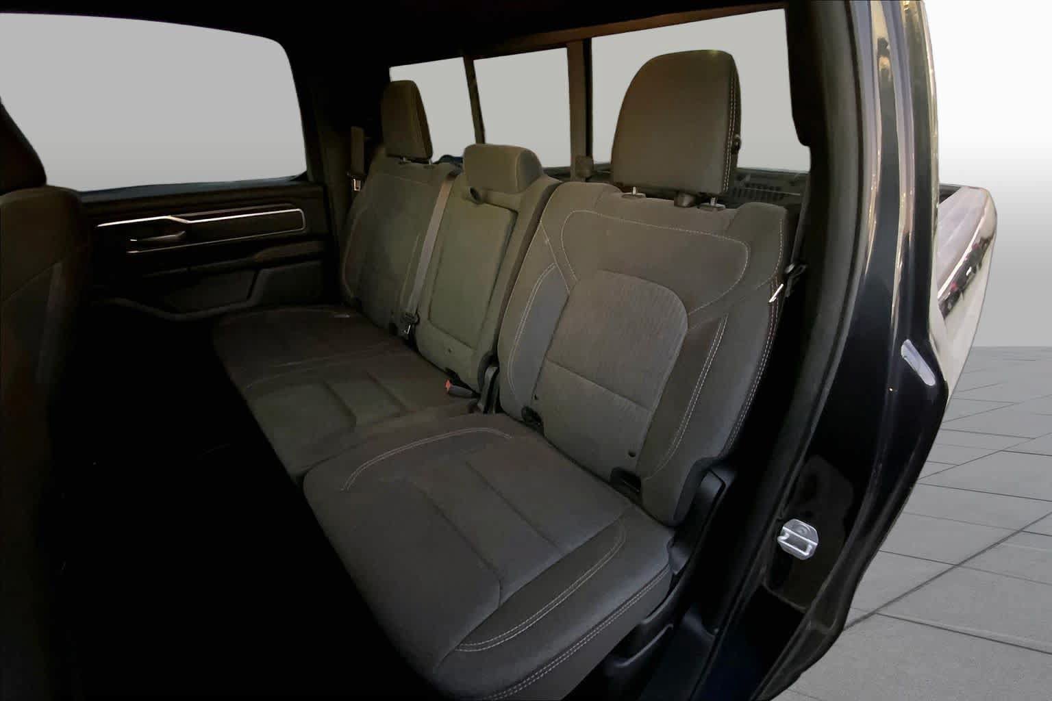 Used 2019 RAM 1500 Big Horn AWD/4WD image 18