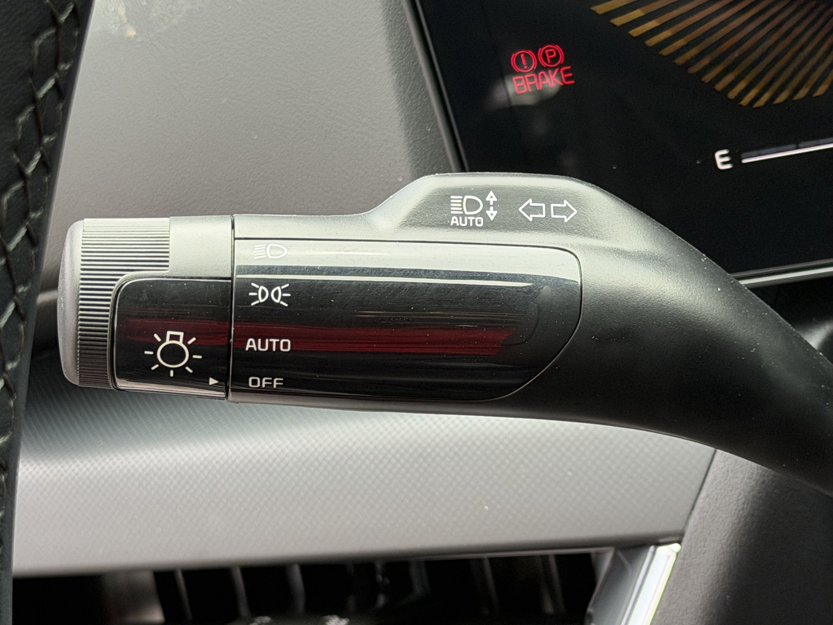 New 2026 Kia K4 EX FWD image 15